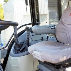 foto traktor Valtra T190 drehbarer Sitz